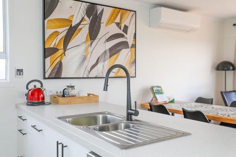 Photo of property in 17 Puriri Street, Hilltop, Taupo, 3330