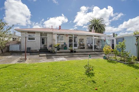 Photo of property in 3 Rodney Street, Levin, 5510