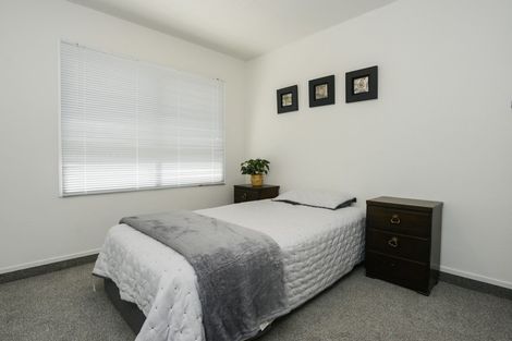 Photo of property in 1/8 Lee Road, Taradale, Napier, 4112