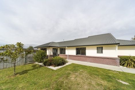 Photo of property in 115 Schnell Drive, Kelvin Grove, Palmerston North, 4414