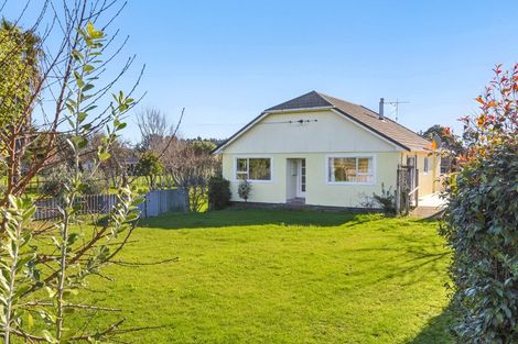 Photo of property in 931 State Highway 1, Te Horo, Otaki, 5581