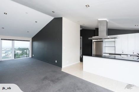 Photo of property in 8/21 Duchess Place, Maupuia, Wellington, 6022