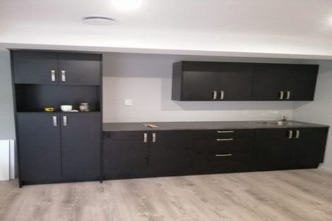 Photo of property in 38 Staincross Street, Green Bay, Auckland, 0604