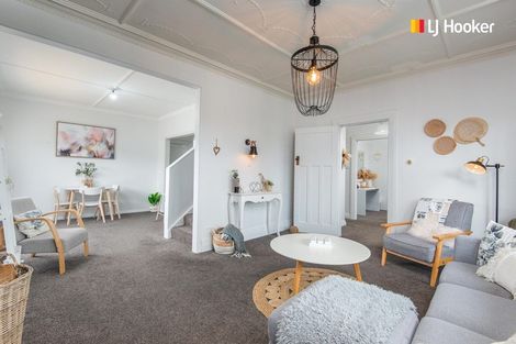 Photo of property in 1 Mure Street, Mosgiel, 9024