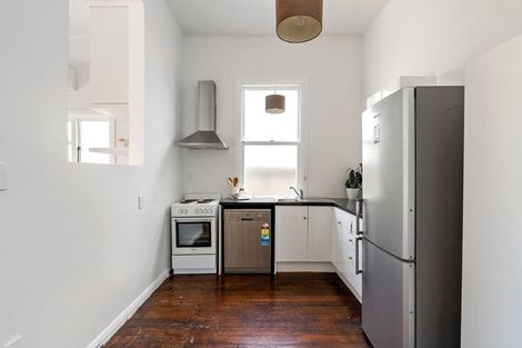 Photo of property in 138 Rongotai Road, Kilbirnie, Wellington, 6022