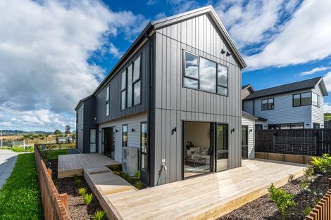 Photo of property in 2 Kauru Lane, Wainui, 0992