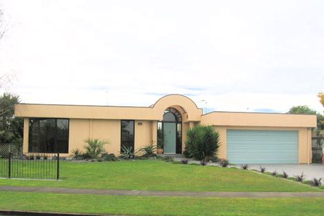 Photo of property in 1 Fernwater Place, Flagstaff, Hamilton, 3210