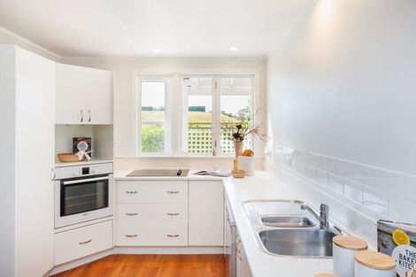 Photo of property in 167 Stoney Creek Road, Kelvin Grove, Palmerston North, 4470