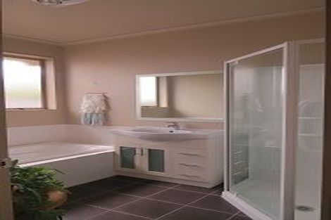 Photo of property in 131a Rototuna Road, Rototuna, Hamilton, 3210