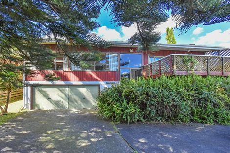 Photo of property in 13 Lawrence Crescent, Hillpark, Auckland, 2102