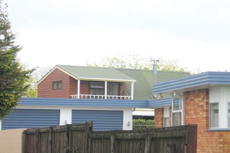 Photo of property in 12 Mcdonald Place, Paeroa, 3600