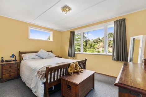 Photo of property in 59 Bird Grove, Stokes Valley, Lower Hutt, 5019