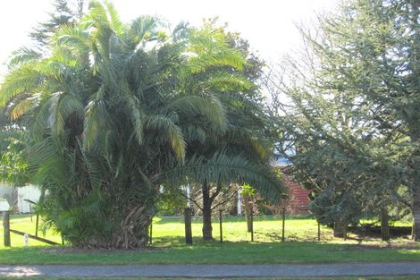 Photo of property in 129 Cook Drive, Whitianga, 3510
