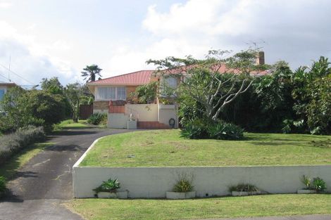 Photo of property in 4 Lewis Road, Pakuranga, Auckland, 2010