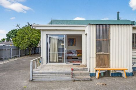 Photo of property in 43 Abbott Street, Te Hapara, Gisborne, 4010