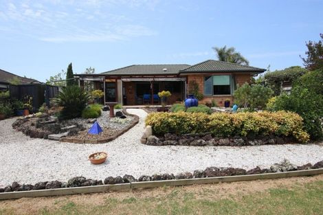 Photo of property in 6 Nautical Drive, Haruru, 0204