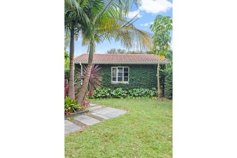 Photo of property in 2 Chatham Avenue, Mount Albert, Auckland, 1025