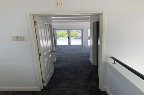 Photo of property in 19 Enticott Place, Huntsbury, Christchurch, 8022