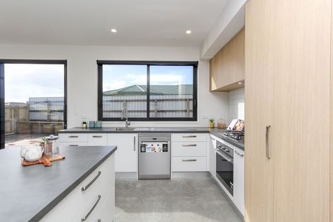 Photo of property in 13 Desmond Place, Bell Block, New Plymouth, 4312