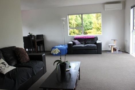 Photo of property in 1/104 Arran Road, Browns Bay, Auckland, 0630
