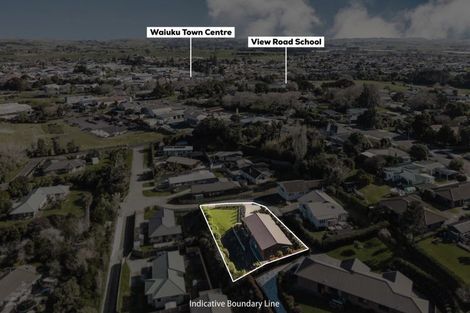 Photo of property in 8 Trosk Place, Waiuku, 2123