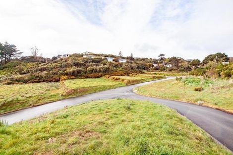 Photo of property in 27 Prestbury Grove, Churton Park, Wellington, 6037