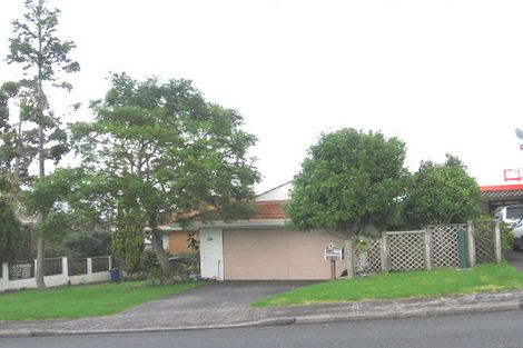 Photo of property in 53 Colonial Road, Chatswood, Auckland, 0626