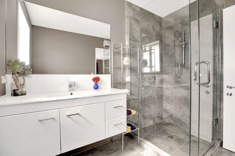 Photo of property in 15 Riverside Way, Amberley, 7410