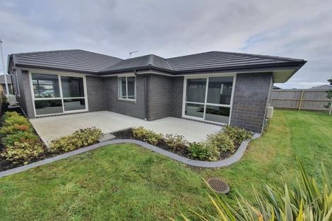 Photo of property in 16 Tawhiti Road, Pukekohe, 2120