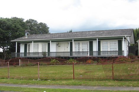 Photo of property in 22 Burbank Avenue, Manurewa, Auckland, 2102