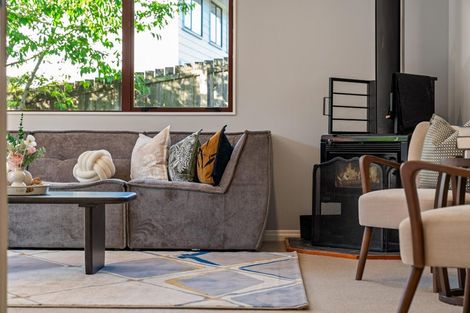 Photo of property in 90a Colwill Road, Massey, Auckland, 0614