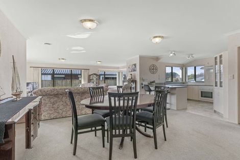 Photo of property in 76 Birch Street, Hilltop, Taupo, 3330