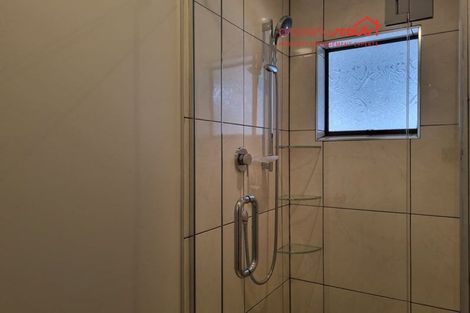 Photo of property in 5 Park Lane, Waitara, 4320