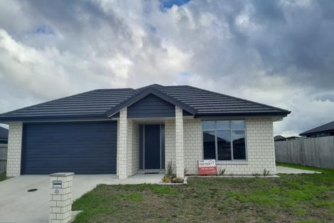 Photo of property in 23 Saint Michael Crescent, One Tree Point, 0118