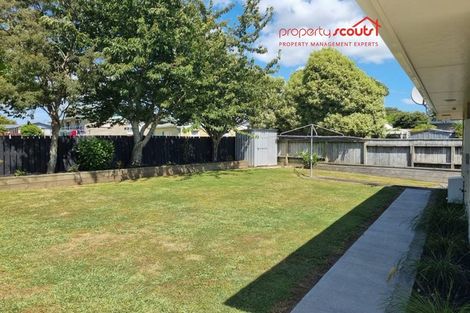 Photo of property in 5 Park Lane, Waitara, 4320