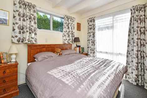 Photo of property in 233 Hill Road, The Gardens, Auckland, 2105