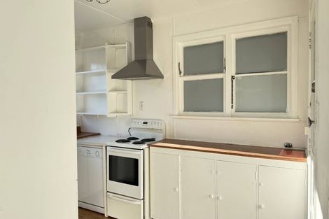 Photo of property in 17 Cypress Drive, Maungaraki, Lower Hutt, 5010