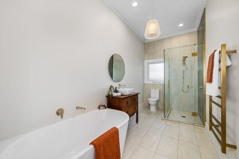 Photo of property in 95b Waikawa Road, Picton, 7220