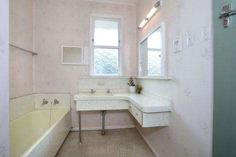 Photo of property in 161 West Street, Feilding, 4702