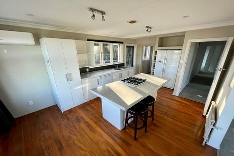 Photo of property in 16 Glenpark Avenue, Mornington, Dunedin, 9011