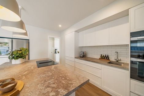 Photo of property in 8 Ramarama Lane, Crofton Downs, Wellington, 6035