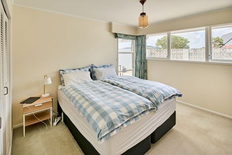 Photo of property in 2 Cranwell Street, Churton Park, Wellington, 6037