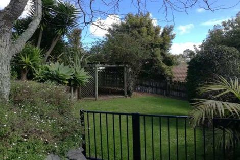 Photo of property in 54 Bayside Drive, Browns Bay, Auckland, 0630