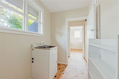 Photo of property in 135 Avonhead Road, Avonhead, Christchurch, 8042