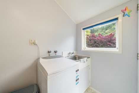 Photo of property in 117 Seddon Street, Naenae, Lower Hutt, 5011