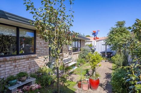 Photo of property in 142 Langdale Avenue, Paraparaumu, 5032