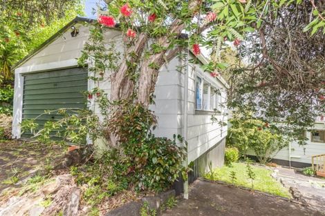 Photo of property in 66 Wirihana Road, Titirangi, Auckland, 0604