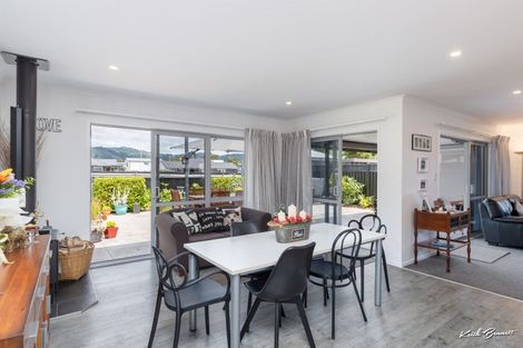 Photo of property in 33 Buddle Road, Wallaceville, Upper Hutt, 5018