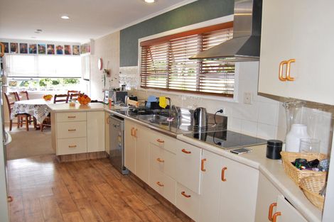 Photo of property in 2 Hastie Lane, Kaiwaka, 0573