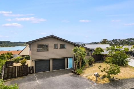 Photo of property in 12 Langwell Place, Papakowhai, Porirua, 5024